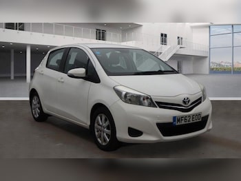 Used Toyota Yaris 2012 for sale - 76499182: Photo