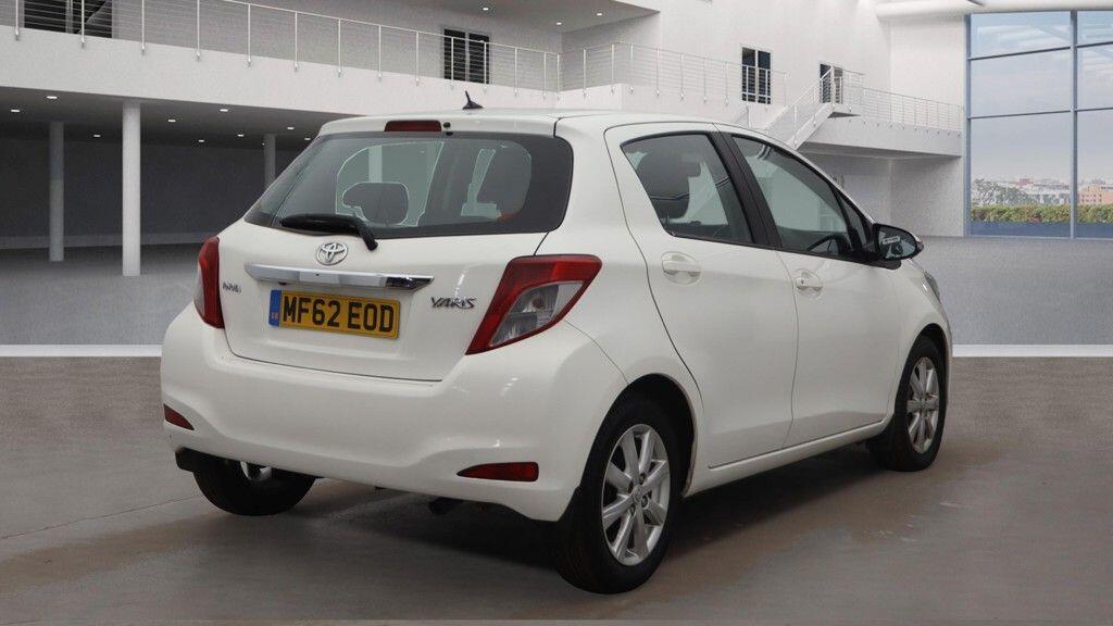 Used Toyota Yaris 2012 for sale - 76499182: Photo 4