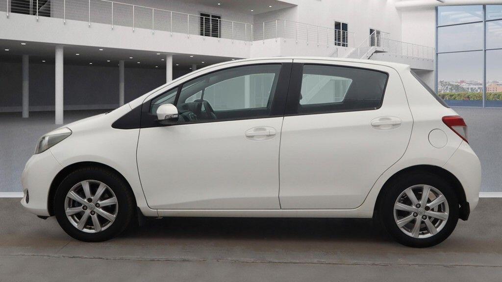 Used Toyota Yaris 2012 for sale - 76499182: Photo 6