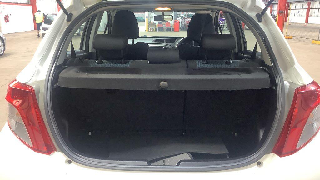 Used Toyota Yaris 2012 for sale - 76499182: Photo 7