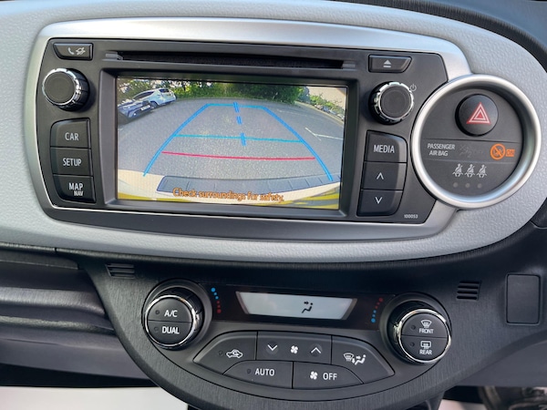 Used Toyota Yaris 2013 for sale - 75402414: Photo 12