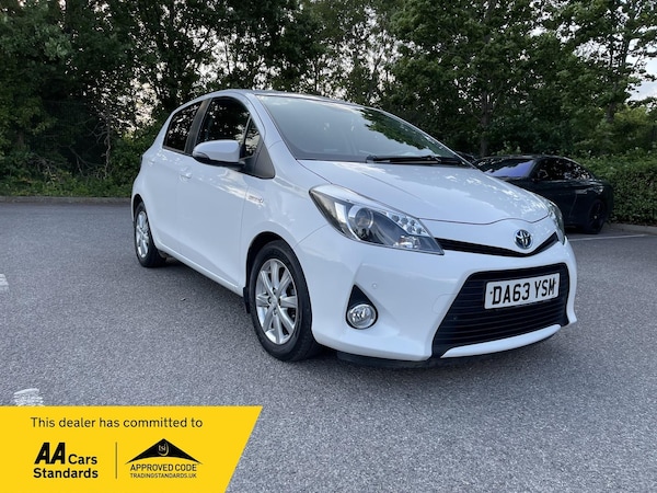 Used Toyota Yaris 2013 for sale - 75402414: Photo 1
