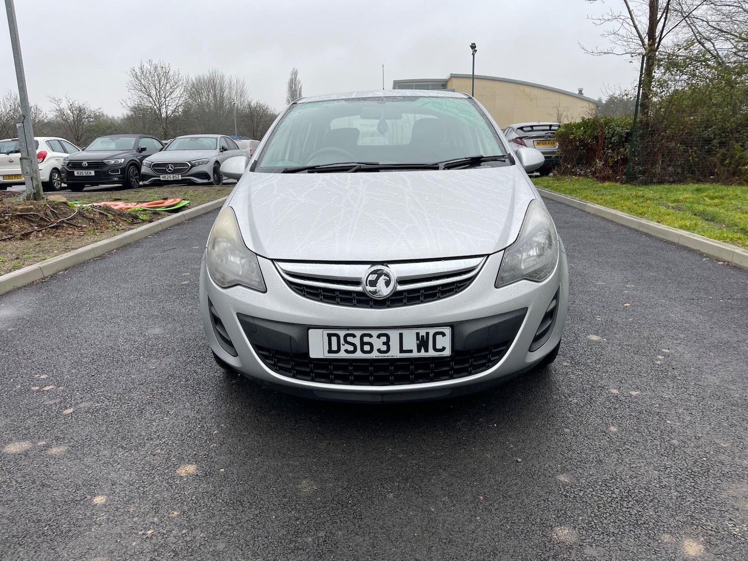 Used Vauxhall Corsa 2013 for sale - 77468011: Photo 2