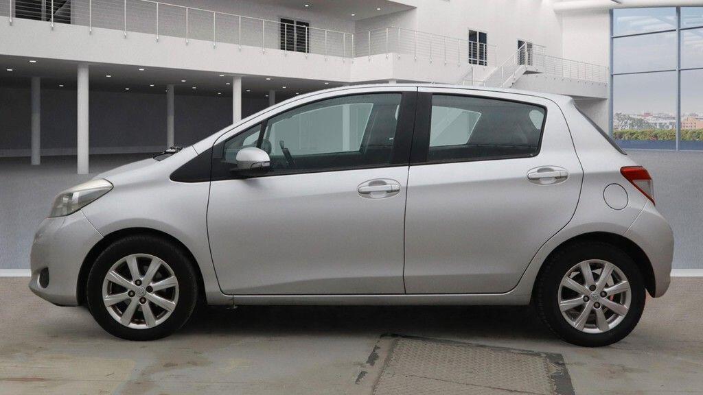 Used Toyota Yaris 2013 for sale - 76499178: Photo 5