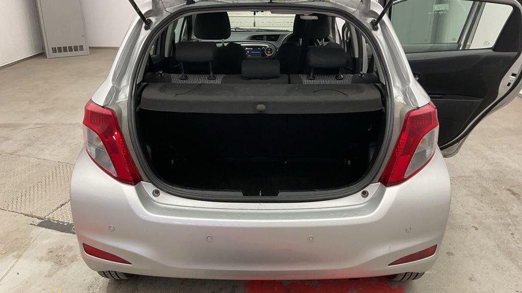 Used Toyota Yaris 2013 for sale - 76499178: Photo 6