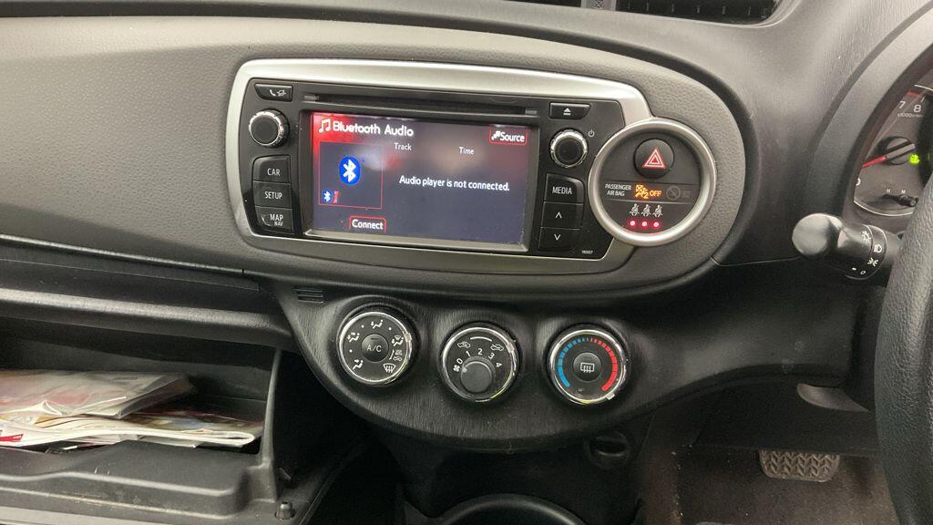 Used Toyota Yaris 2013 for sale - 76499178: Photo 9