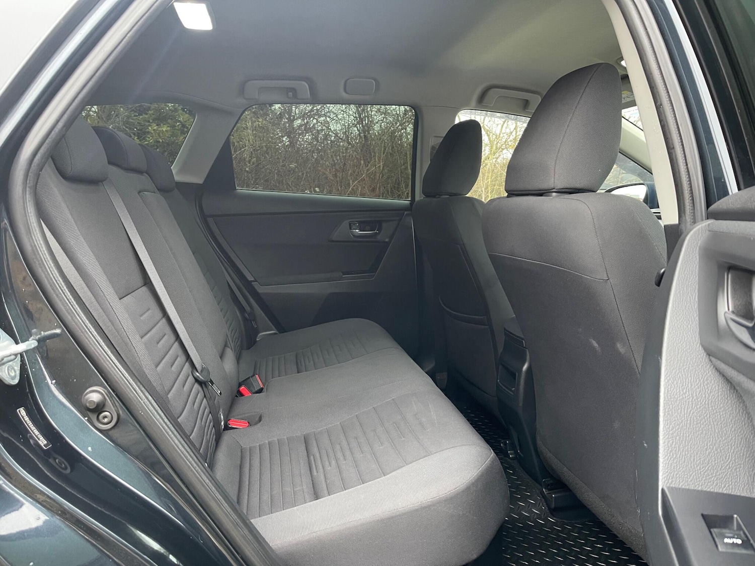 Used Toyota Auris 2015 for sale - 77314935: Photo 15