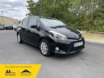 Used Toyota Yaris 2012 for sale - 79268356: Photo