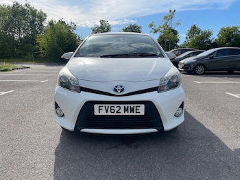 Used Toyota Yaris 2012 for sale - 78771716: Photo