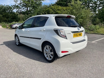 Used Toyota Yaris 2012 for sale - 78771716: Photo