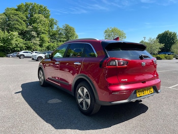 Used Kia Niro 2017 for sale - 75431652: Photo