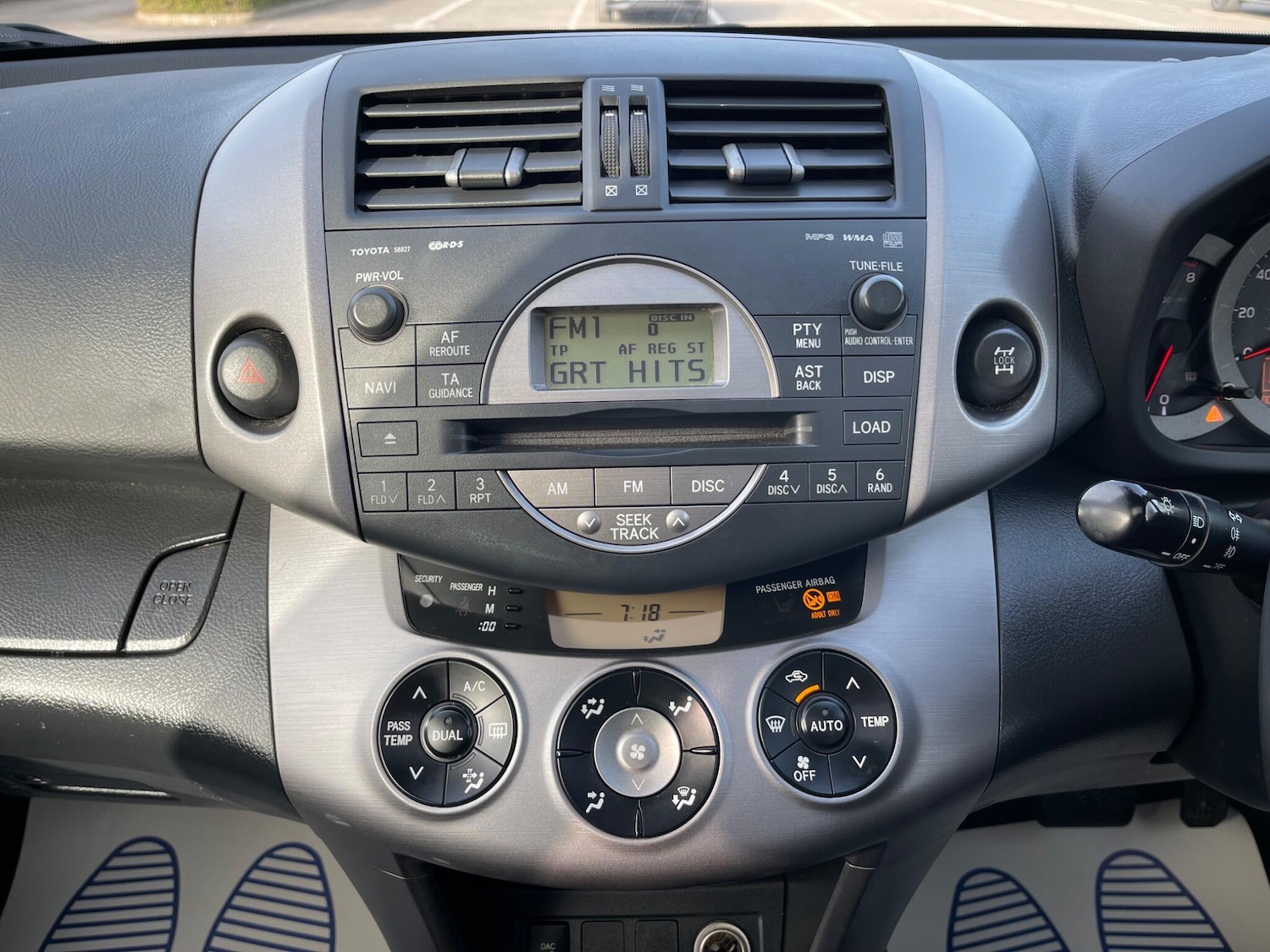 Used Toyota RAV4 for sale - 78007222: Photo 10