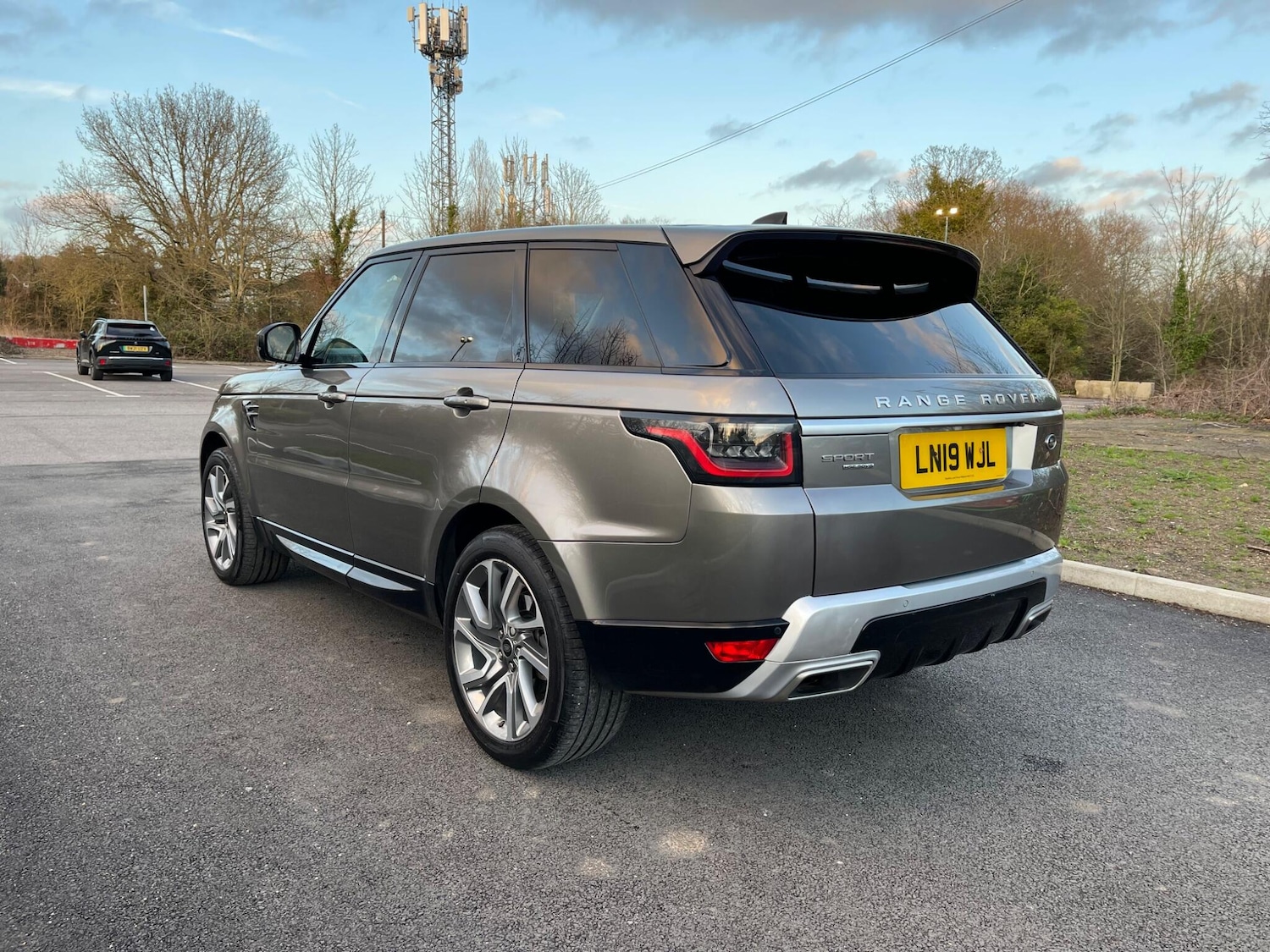 Used Land Rover Range Rover Sport 2019 for sale - 77637795: Photo 4