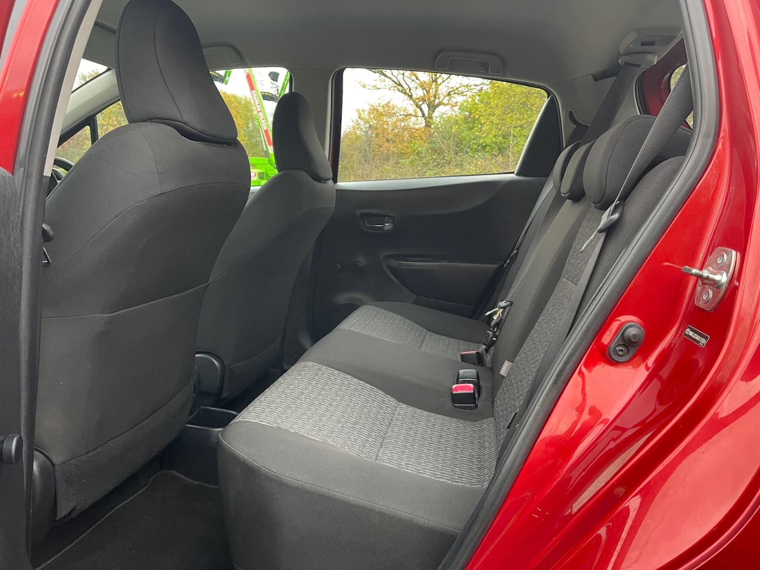 Used Toyota Yaris for sale - 76727493: Photo 15