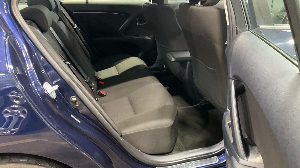 Used Toyota Avensis 2009 for sale - 77537713: Photo 8