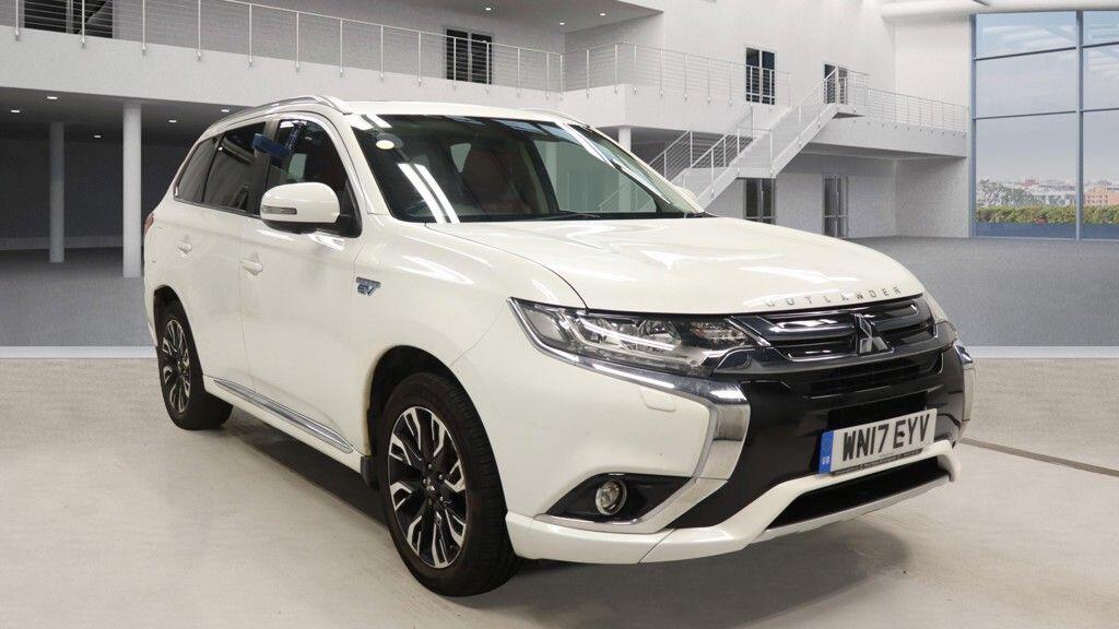 Used Mitsubishi Outlander 2017 for sale - 76361204: Photo 1