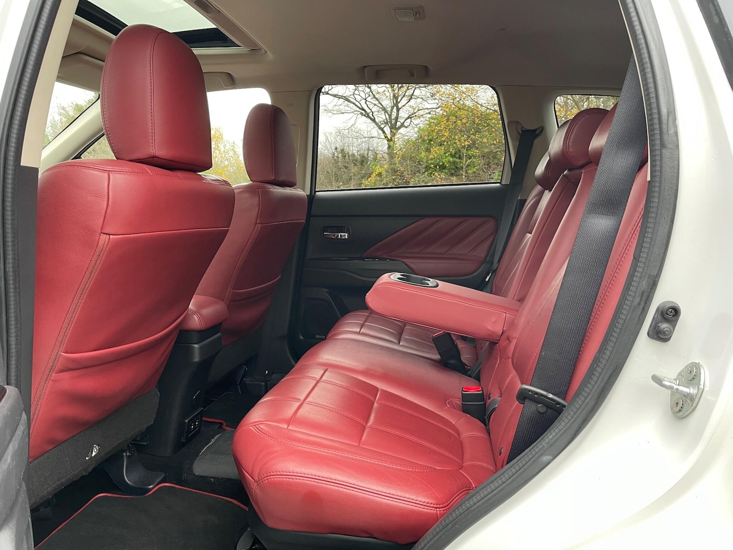 Used Mitsubishi Outlander 2017 for sale - 76361204: Photo 15