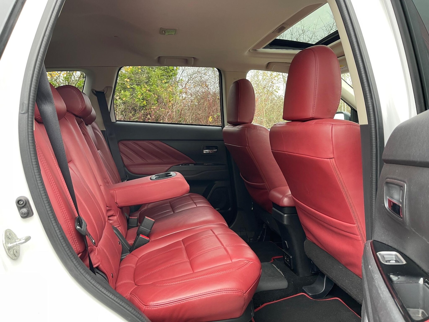 Used Mitsubishi Outlander 2017 for sale - 76361204: Photo 16