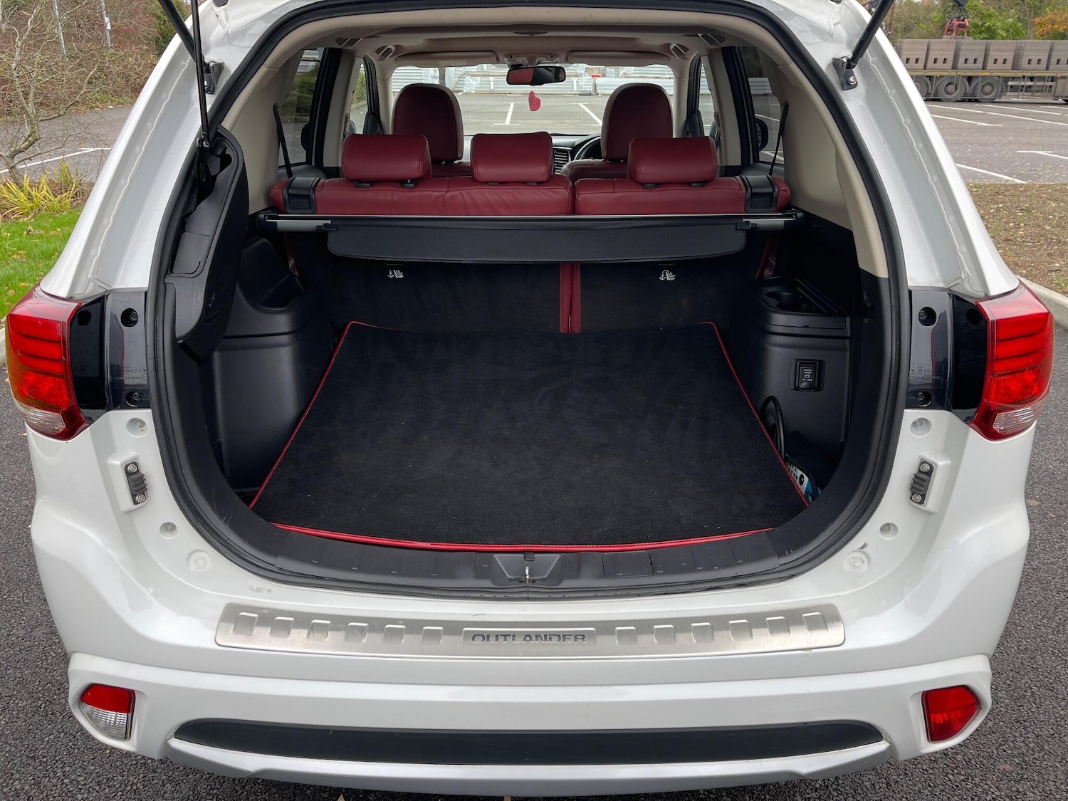 Used Mitsubishi Outlander 2017 for sale - 76361204: Photo 18