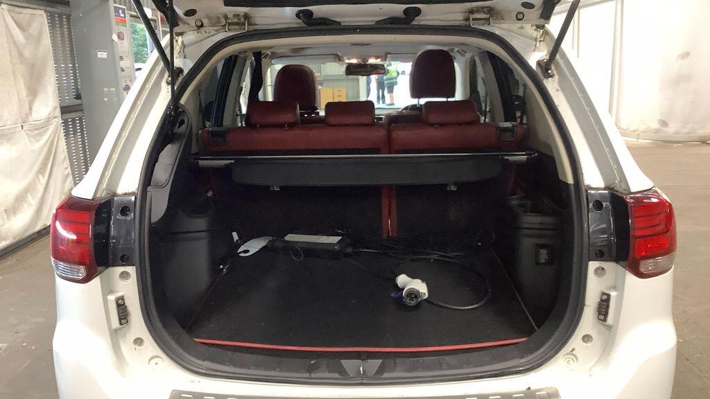 Used Mitsubishi Outlander 2017 for sale - 76361204: Photo 7