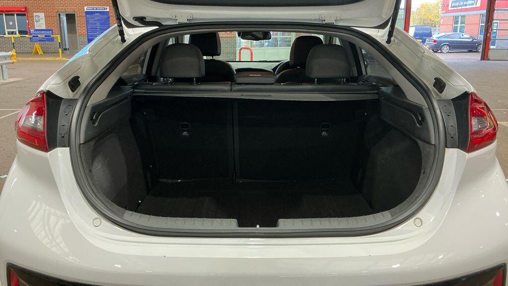 Used Hyundai IONIQ 2018 for sale - 76537776: Photo 8