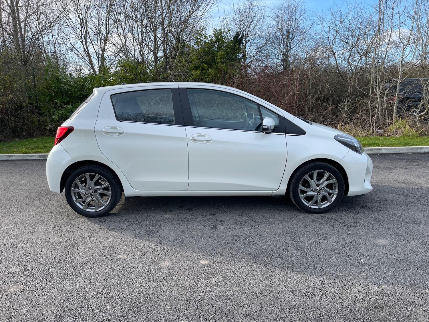 Used Toyota Yaris 2015 for sale - 77637717: Photo 19