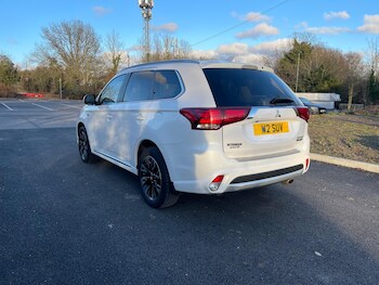 Used Mitsubishi Outlander 2016 for sale - 77267611: Photo