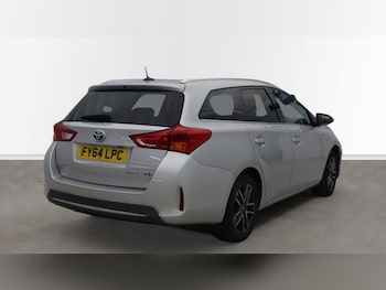 Used Toyota Auris 2014 for sale - 79484769: Photo