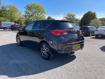 Used Toyota Auris 2015 for sale - 76071747: Photo