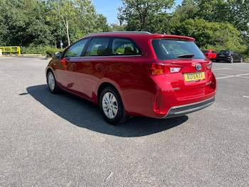 Used Toyota Auris 2015 for sale - 79145810: Photo