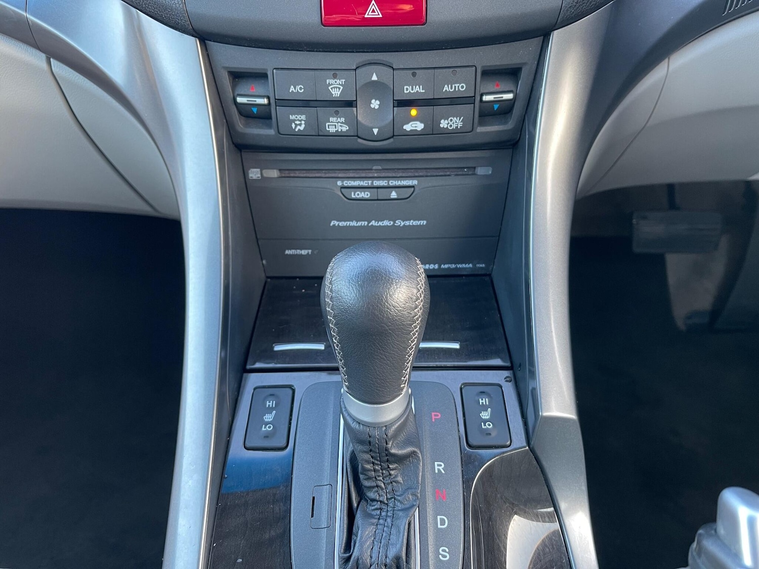 Used Honda Accord 2012 for sale - 77021014: Photo 12