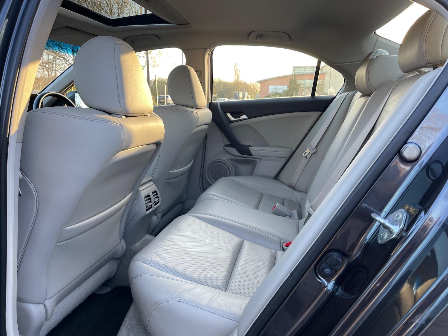 Used Honda Accord 2012 for sale - 77021014: Photo 16