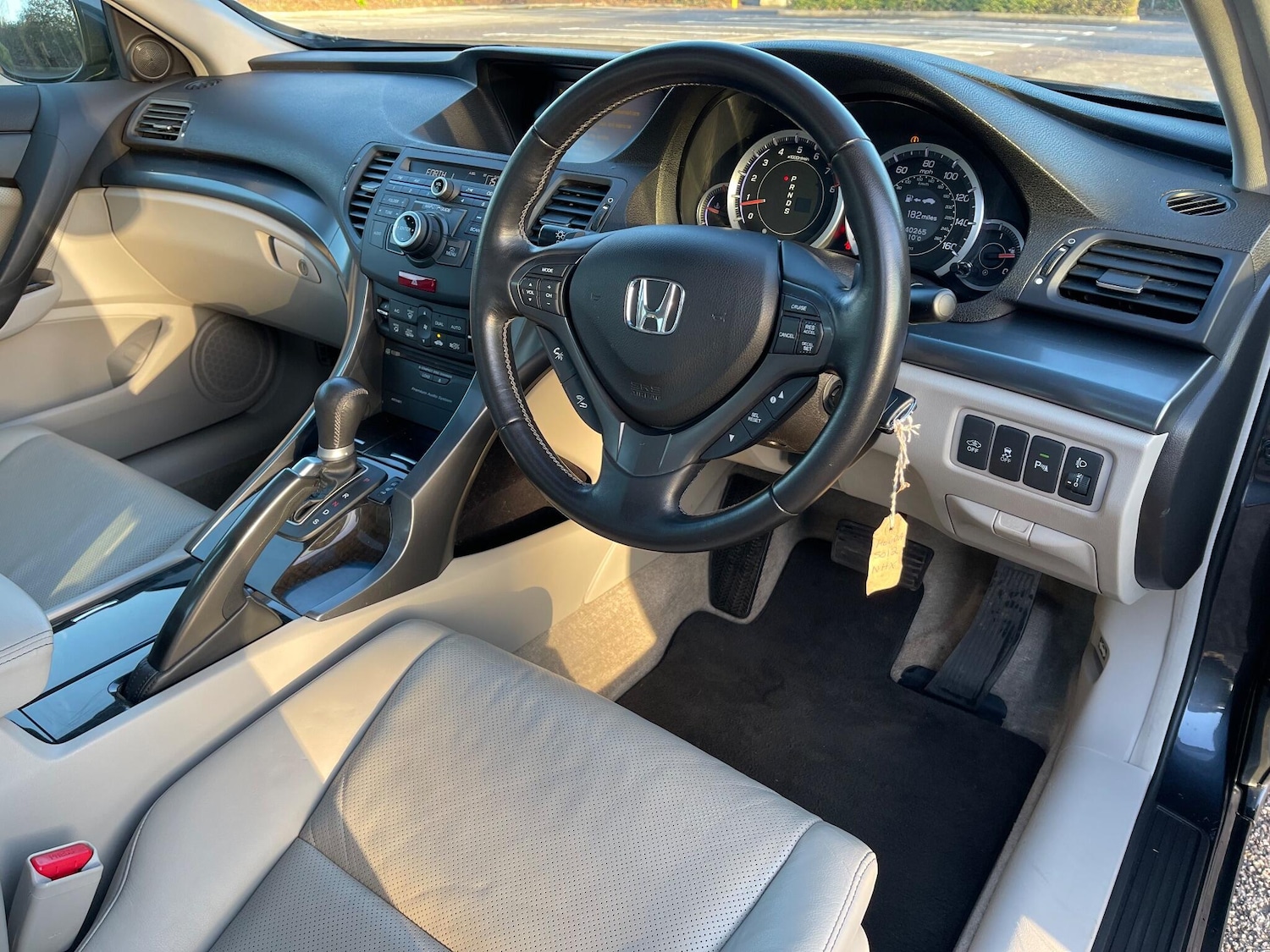 Used Honda Accord 2012 for sale - 77021014: Photo 7