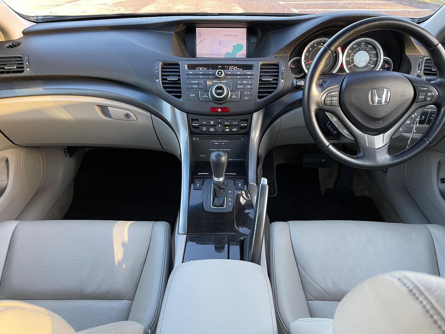 Used Honda Accord 2012 for sale - 77021014: Photo 9