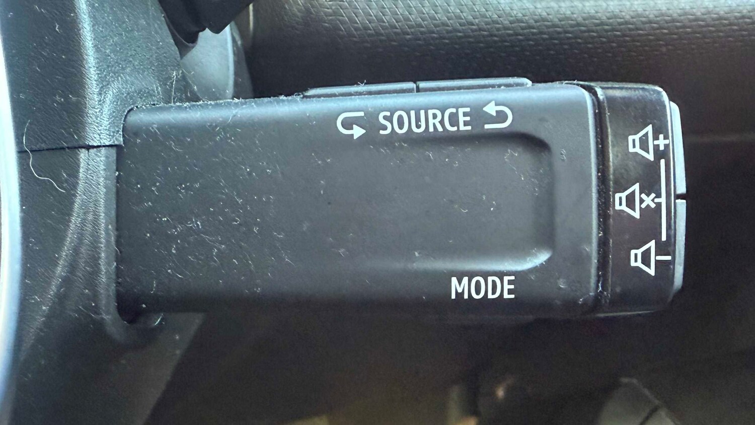 Used Renault Clio for sale - 77861109: Photo 17