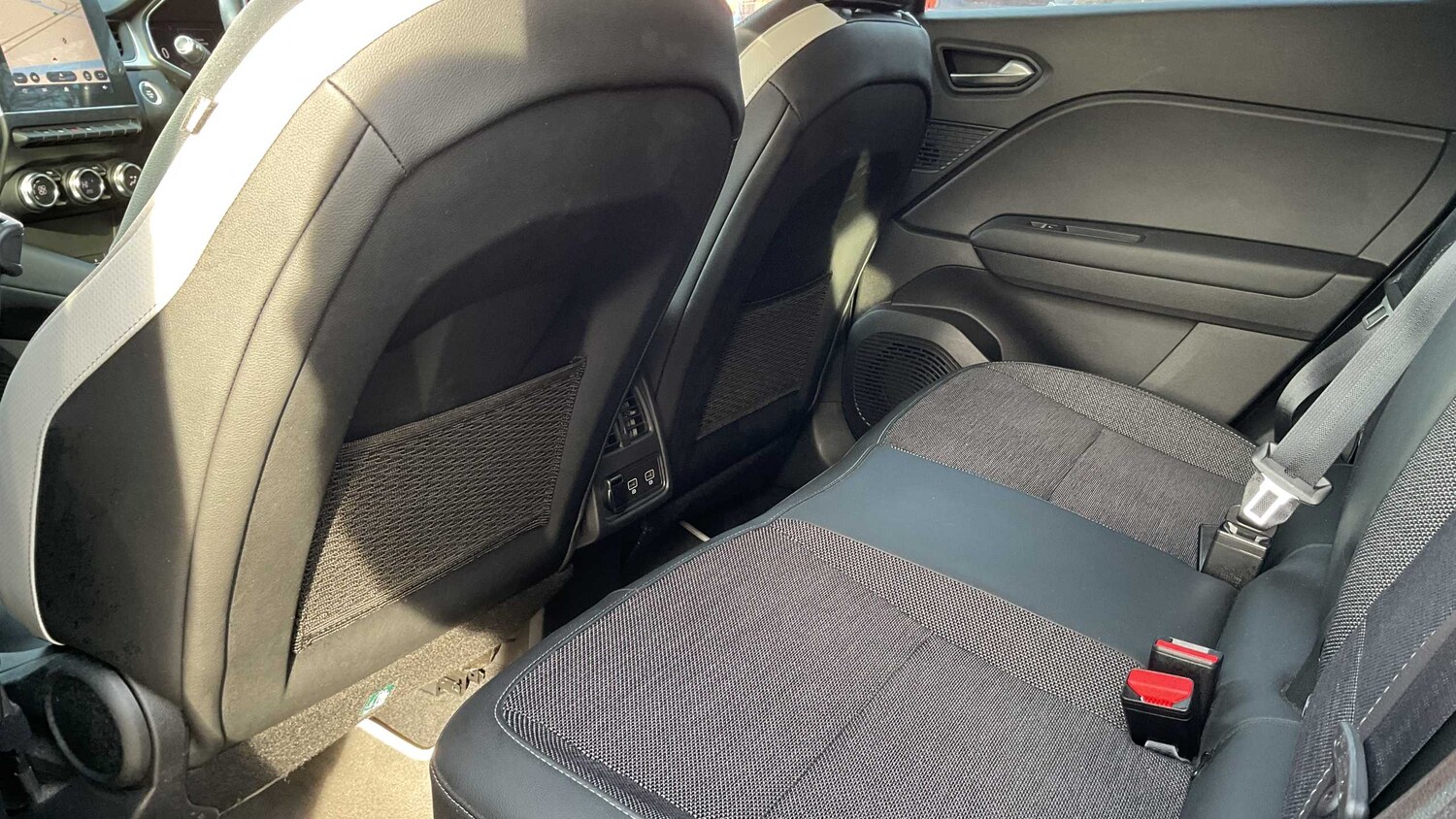 Used Renault Captur 2021 for sale - 77858695: Photo 16