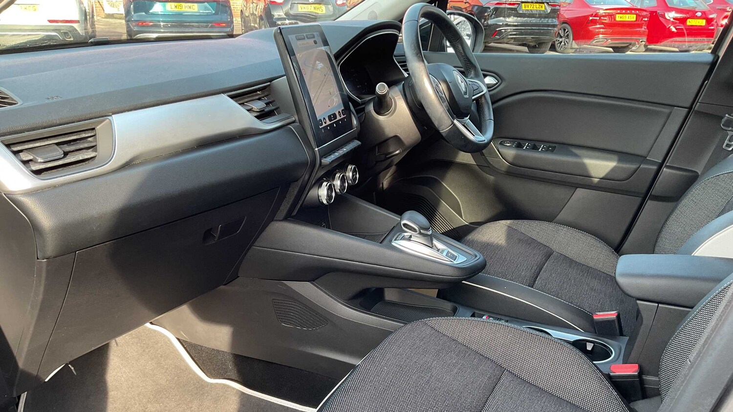 Used Renault Captur 2021 for sale - 77858695: Photo 17