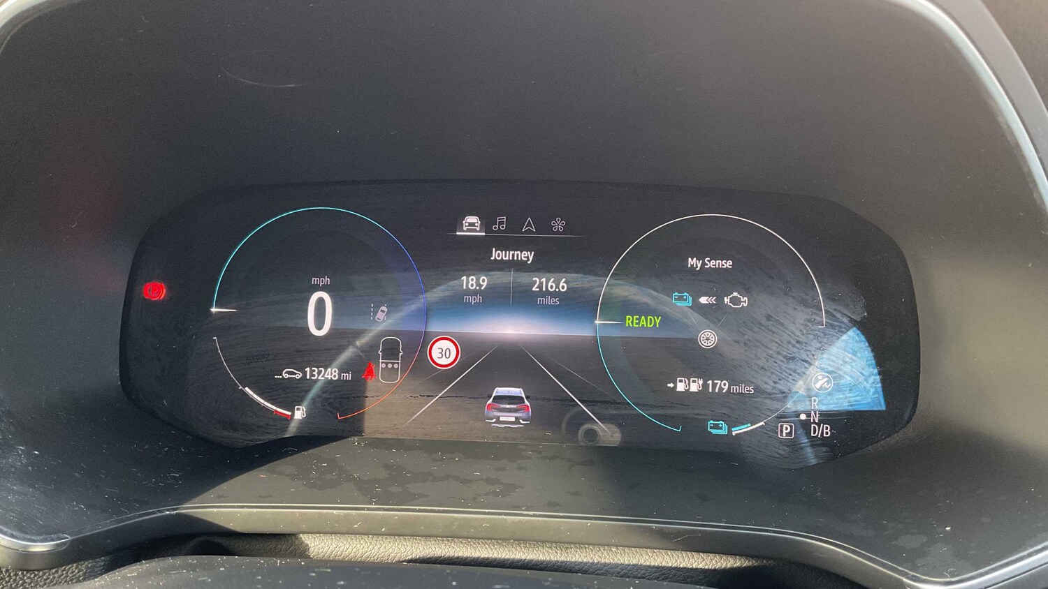 Used Renault Captur 2021 for sale - 77858695: Photo 18