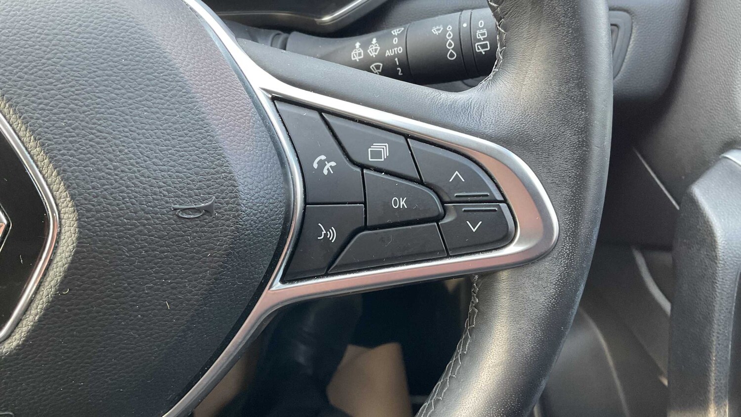 Used Renault Captur 2021 for sale - 77858695: Photo 22