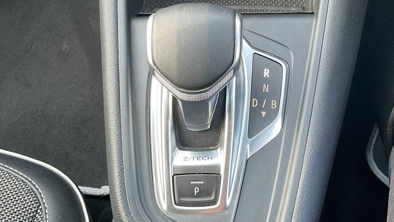 Used Renault Captur 2021 for sale - 77858695: Photo 25