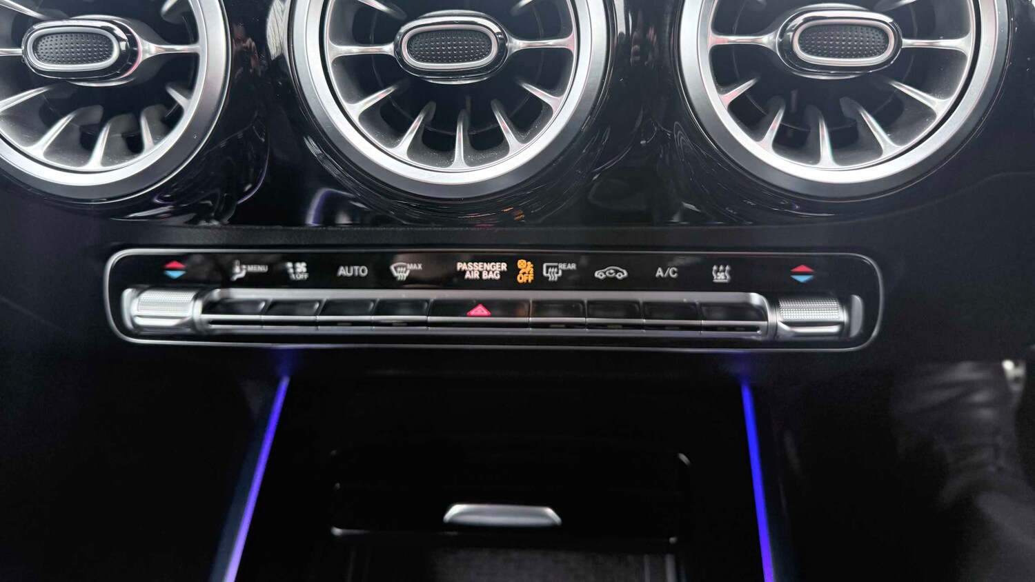 Used Mercedes-Benz EQA 2023 for sale - 77894457: Photo 18