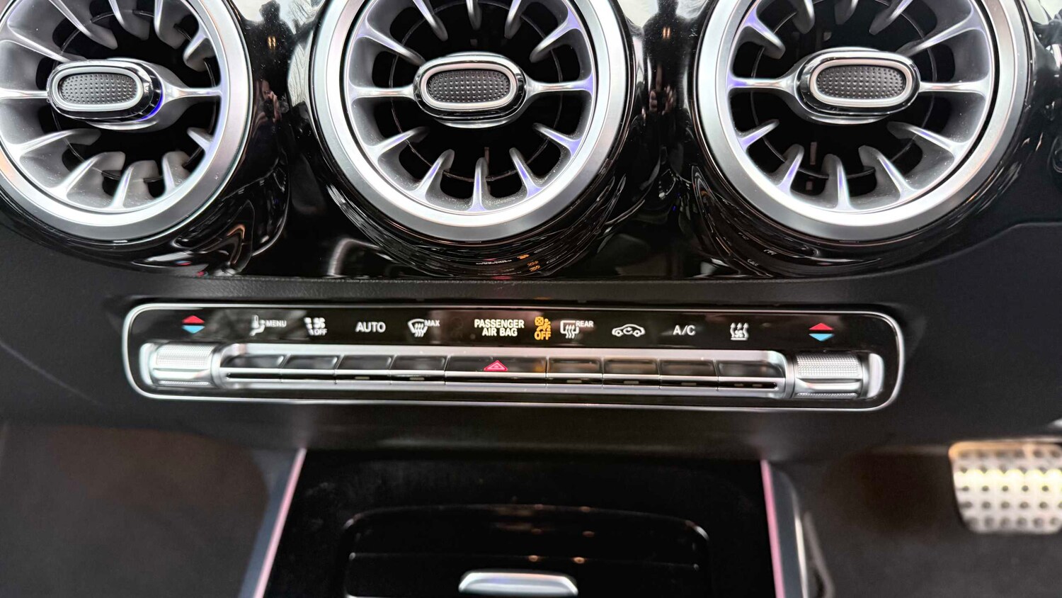 Used Mercedes-Benz EQA 2023 for sale - 77894457: Photo 19