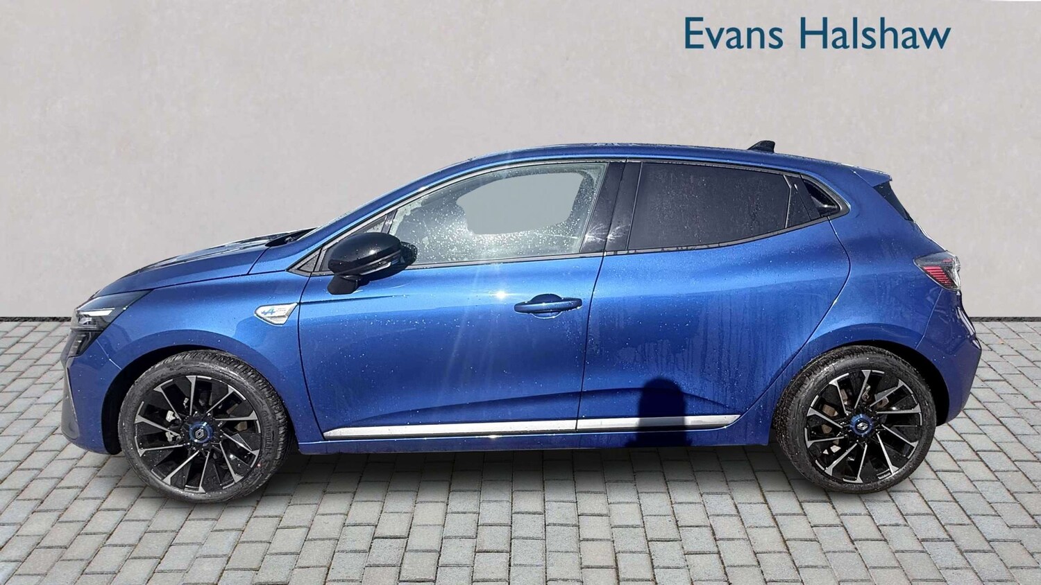 Used Renault Clio 2024 for sale - 77961084: Photo 5