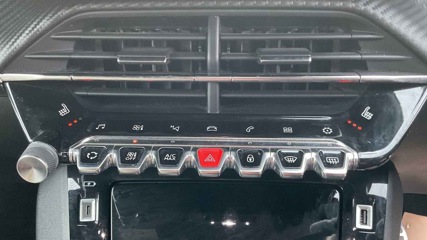 Used Peugeot 2008 for sale - 77862091: Photo 23