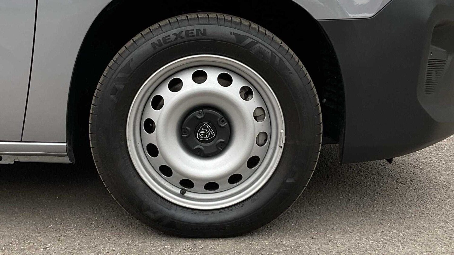 Used Peugeot Partner 2025 for sale - 77858979: Photo 11