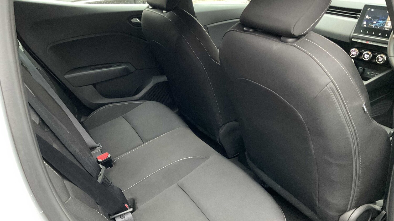 Used Renault Clio 2025 for sale - 77858228: Photo 10