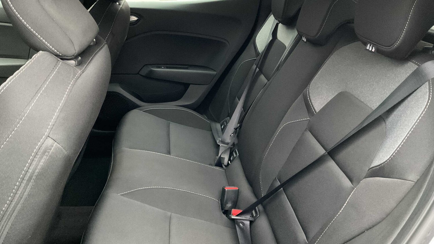 Used Renault Clio 2025 for sale - 77858228: Photo 12