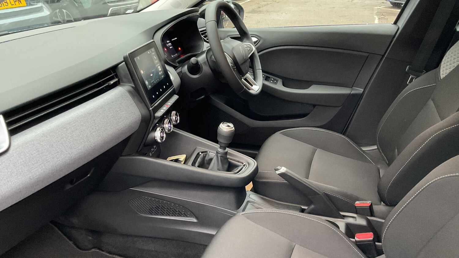 Used Renault Clio 2025 for sale - 77858228: Photo 13