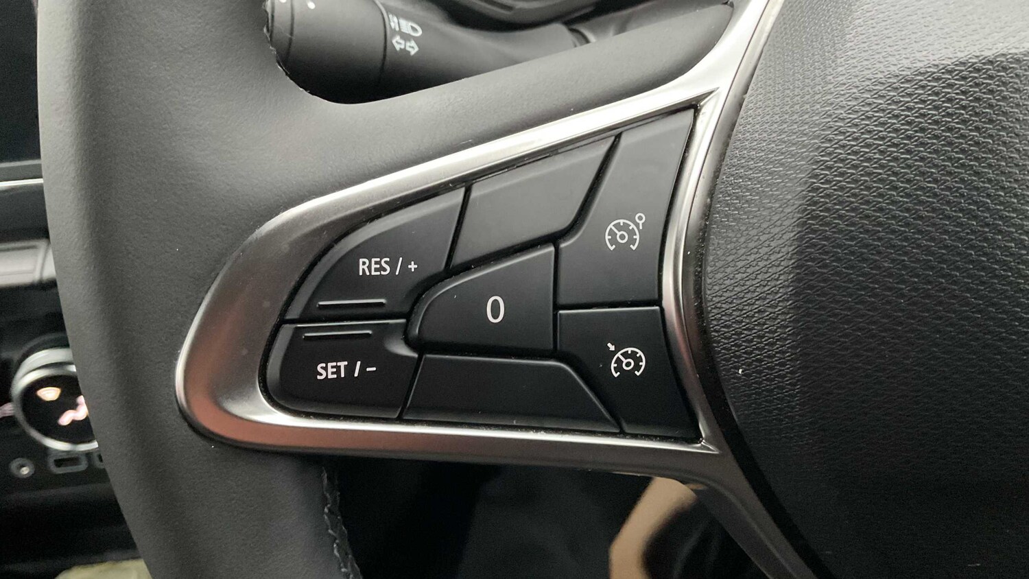 Used Renault Clio 2025 for sale - 77858228: Photo 18