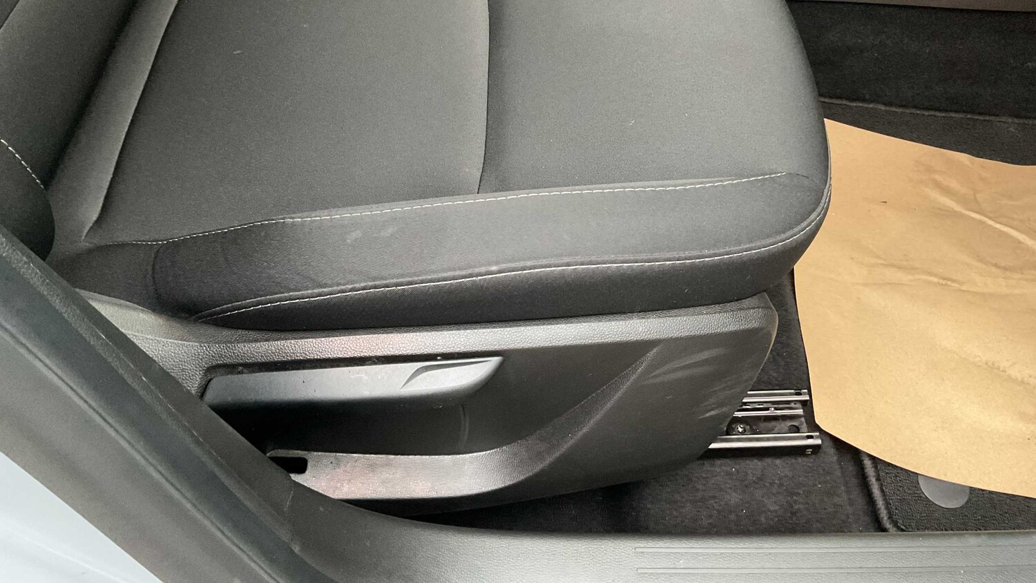 Used Renault Clio 2025 for sale - 77858228: Photo 9